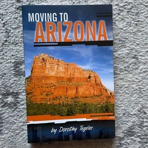 {Moving to Arizona} by Dorothy Tegeler (Paperback)